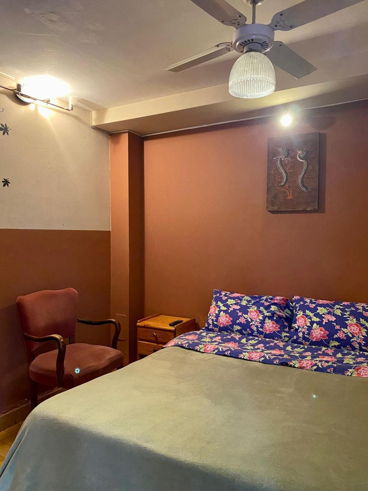 Open House Hostal *